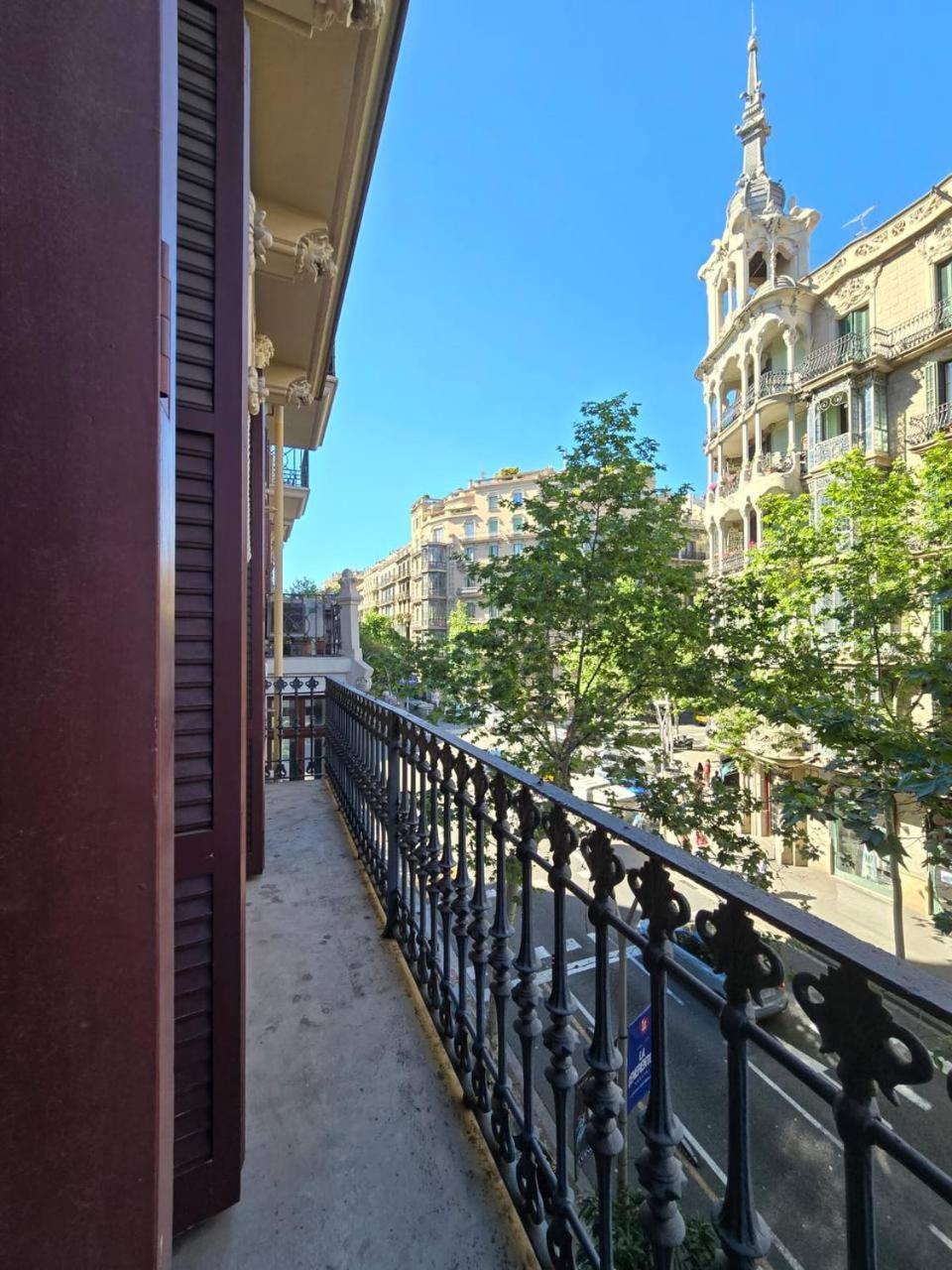 Alojamiento Roger Barcelona Kültér fotó